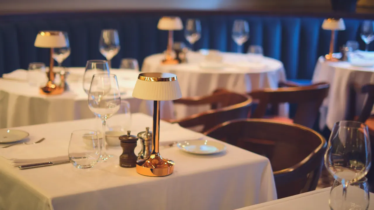 Sublime Lisboa: Amenities & Dining