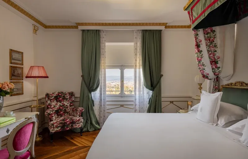 Villa Cora: Rooms & Suites