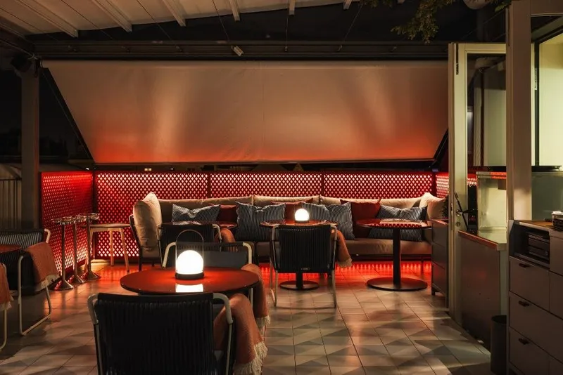 Bairro Alto Hotel: Amenities & Dining