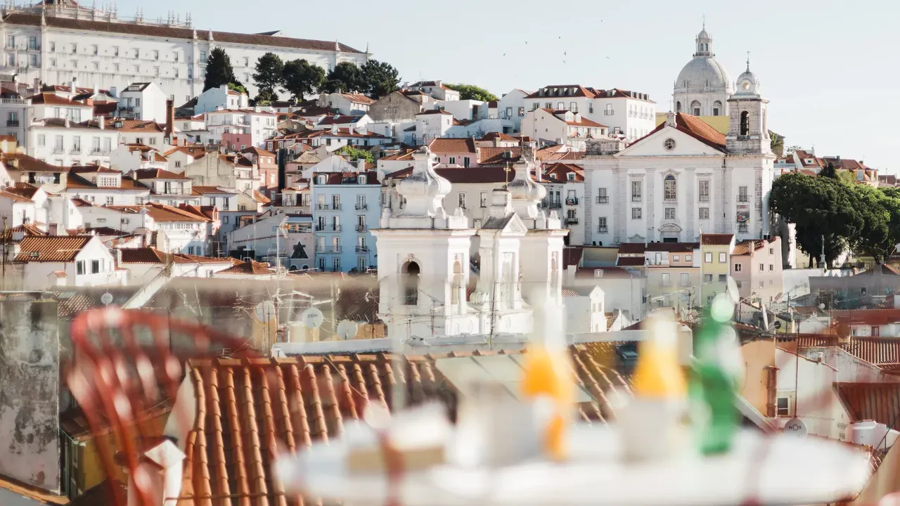 Memmo Alfama: amenities and dining