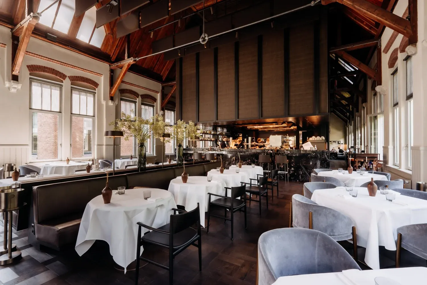 Pillows Grand Boutique Hotel Maurits at the Park: Amenities & Dining