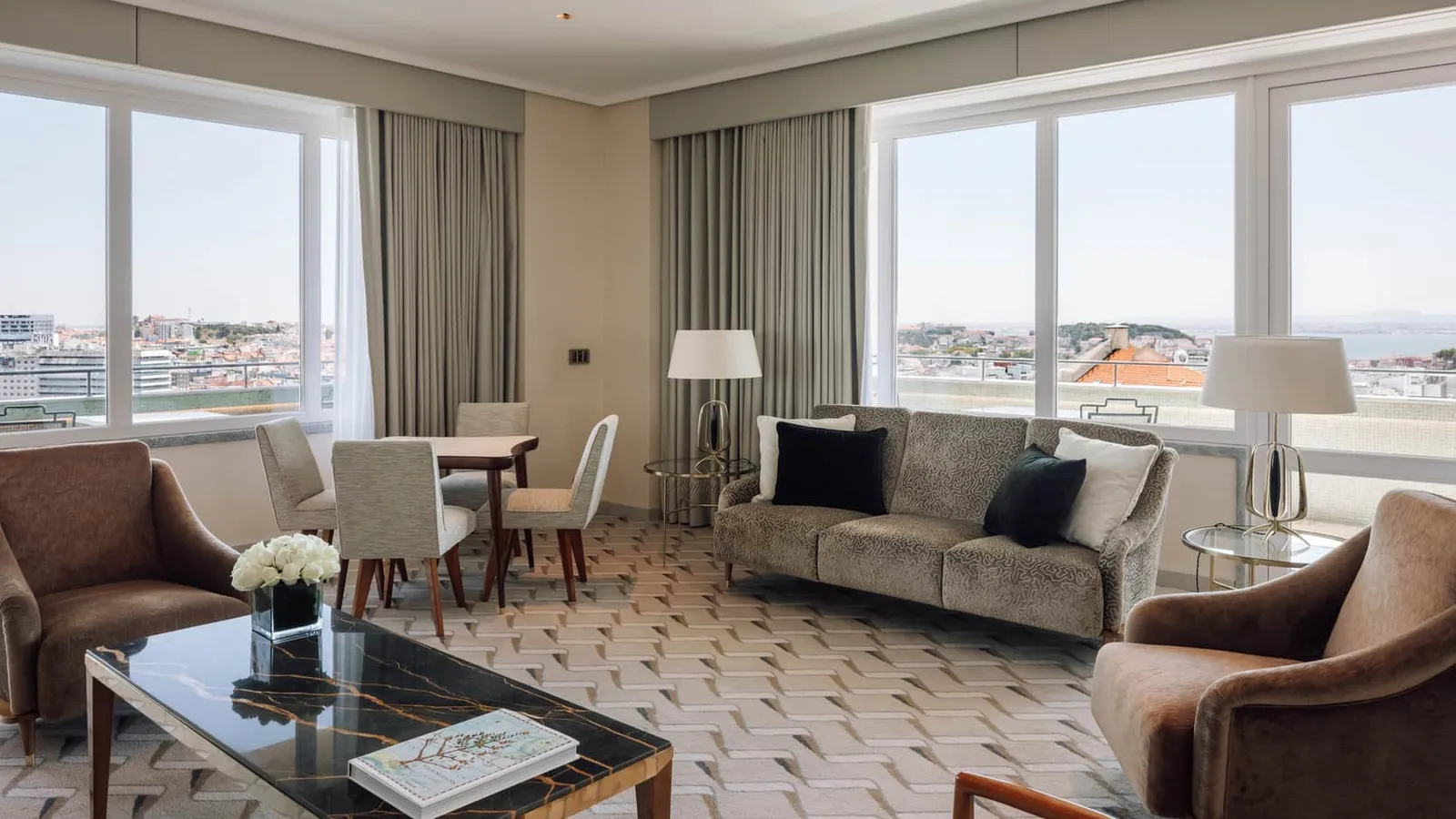 Four Seasons Hotel Ritz Lisbon: Rooms & Suites