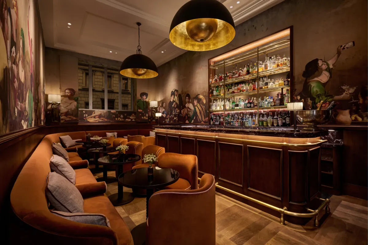 Hotel Savoy: Stylish Lounge & Bar