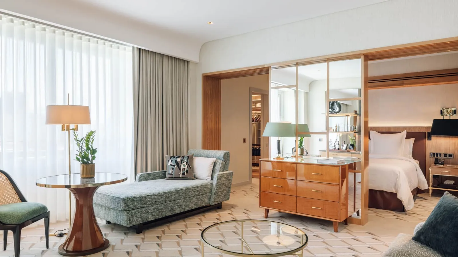 Four Seasons Hotel Ritz Lisbon: Rooms & Suites