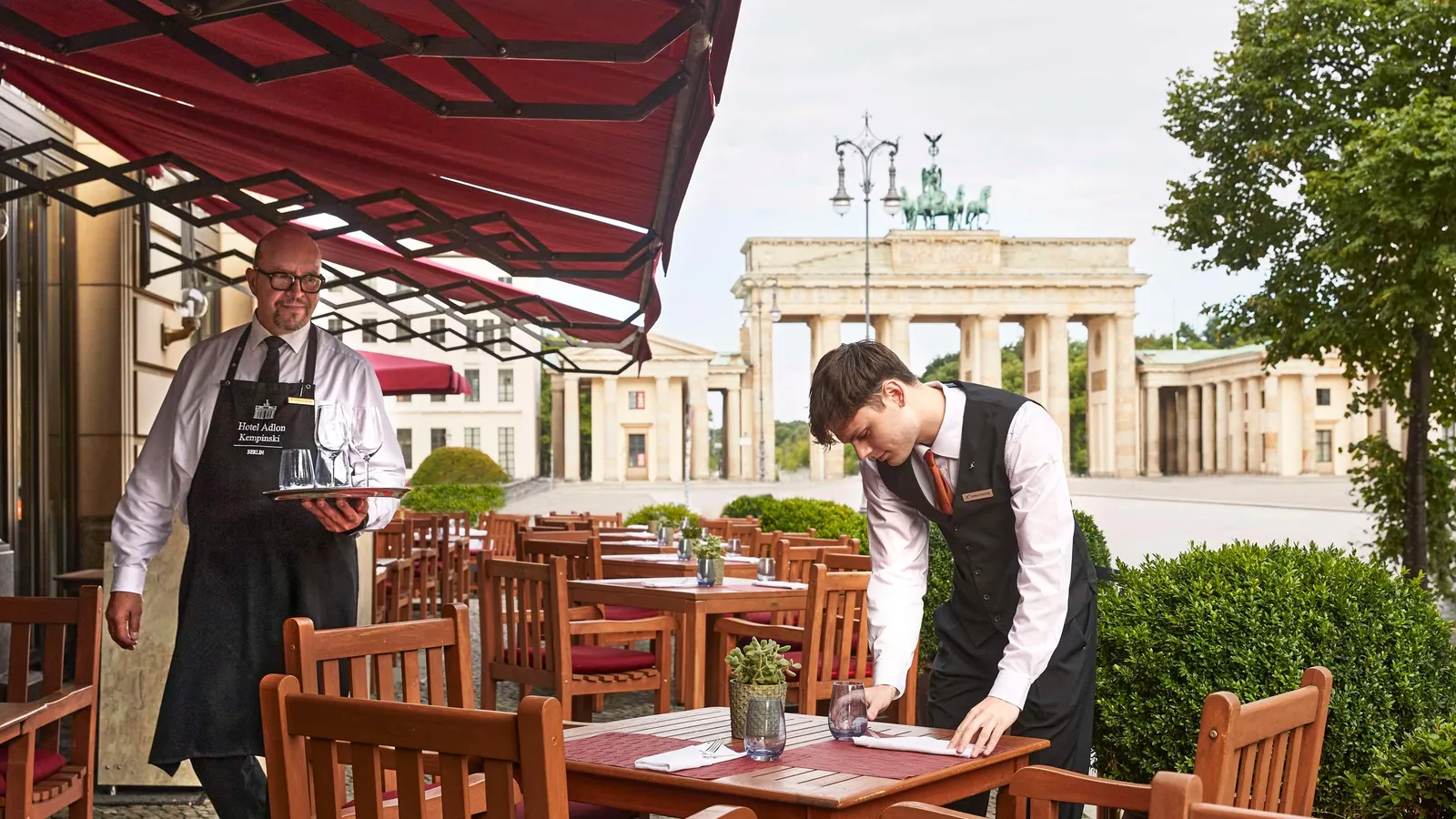 Hotel Adlon Kempinski Berlin: Amenities & Dining