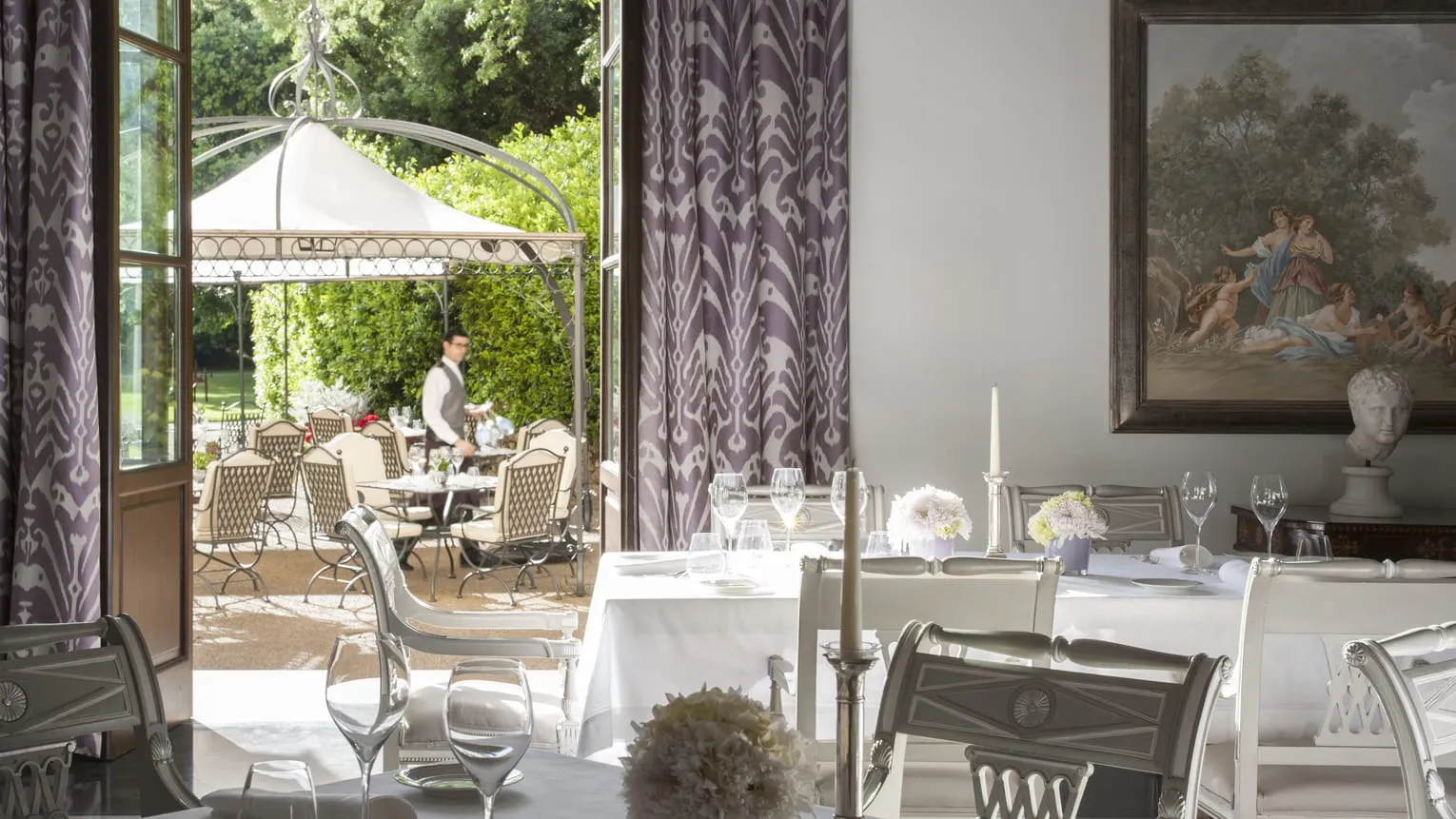 Four Seasons Hotel Firenze: Amenities & Dining