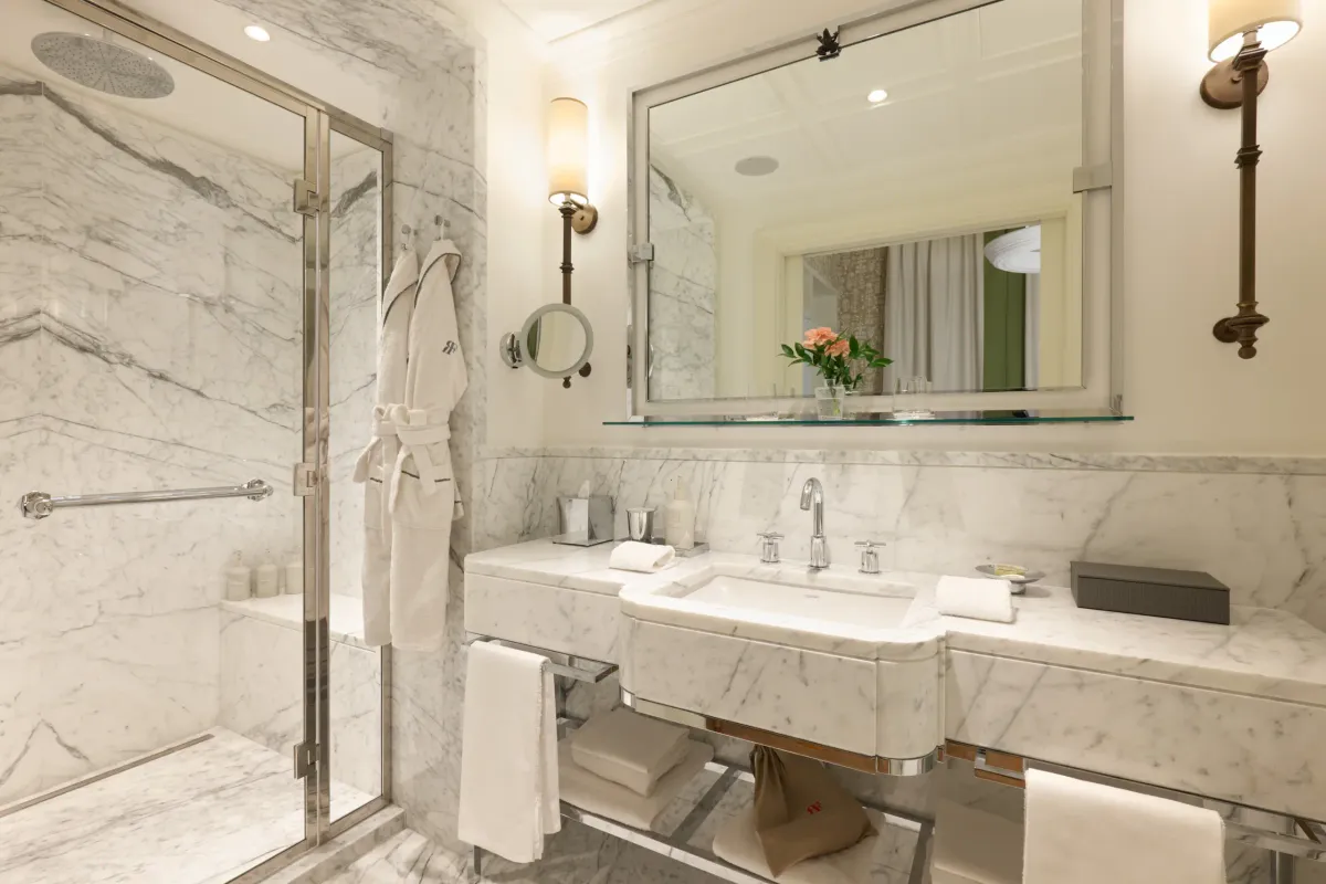 Hotel Savoy: Rooms & Suites