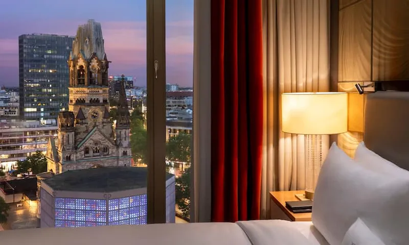 Waldorf Astoria Berlin: Rooms & Suites