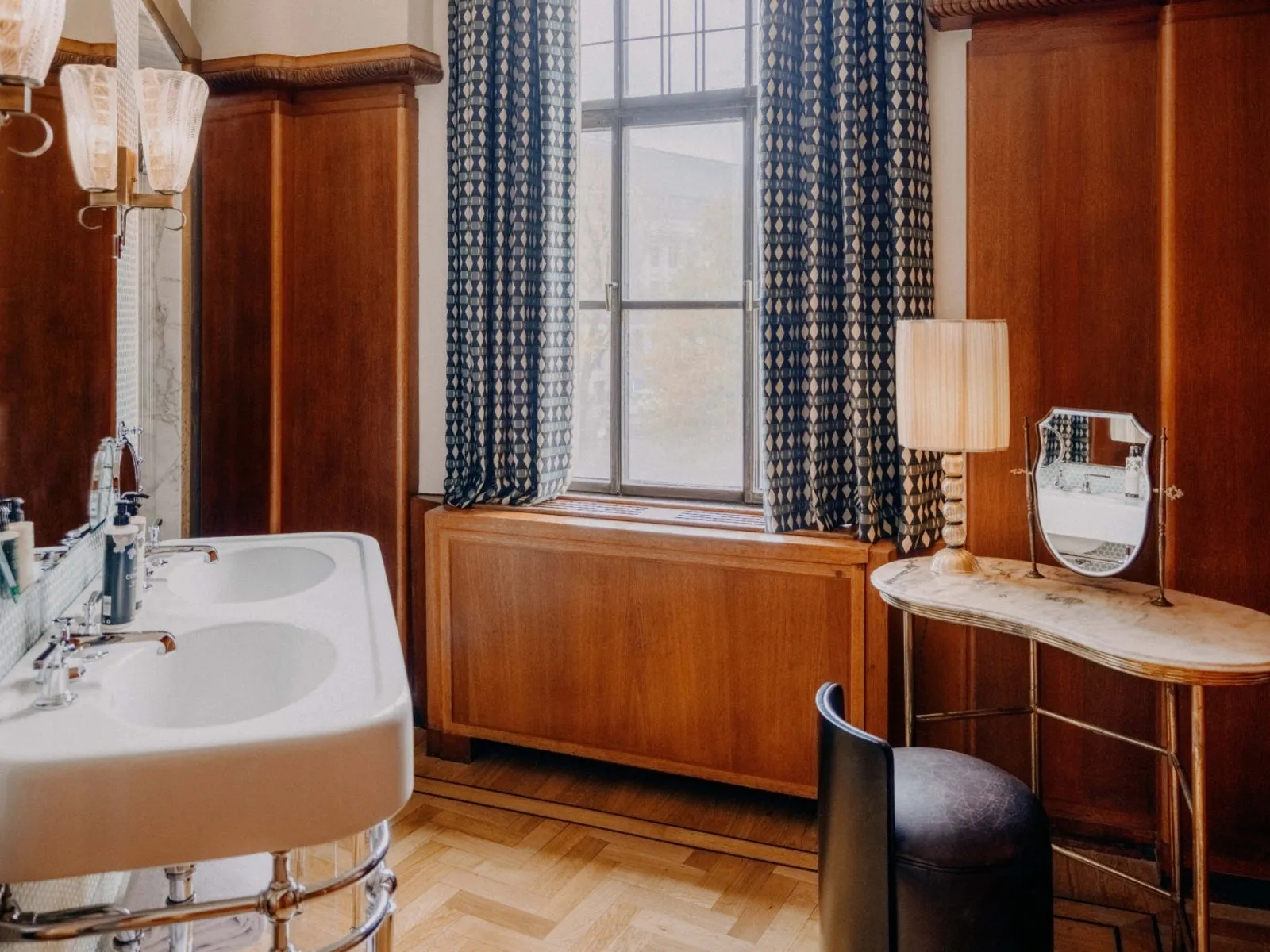Soho House Amsterdam: Rooms & Suites