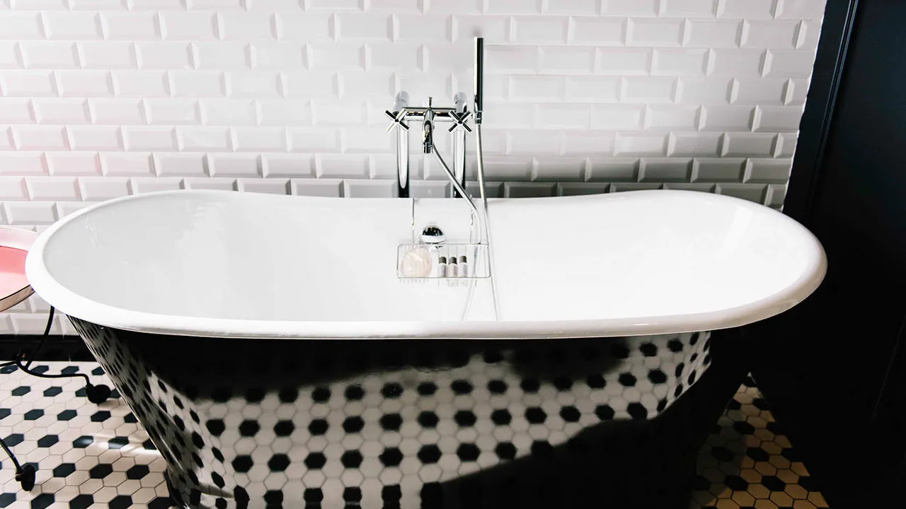 Valverde Lisboa Hotel & Garden: Rooms & Suites