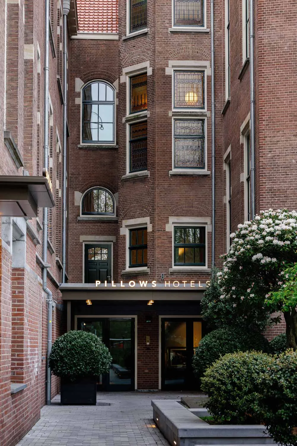Pillows Grand Boutique Hotel Maurits at the Park: Quiet Luxury by the Park