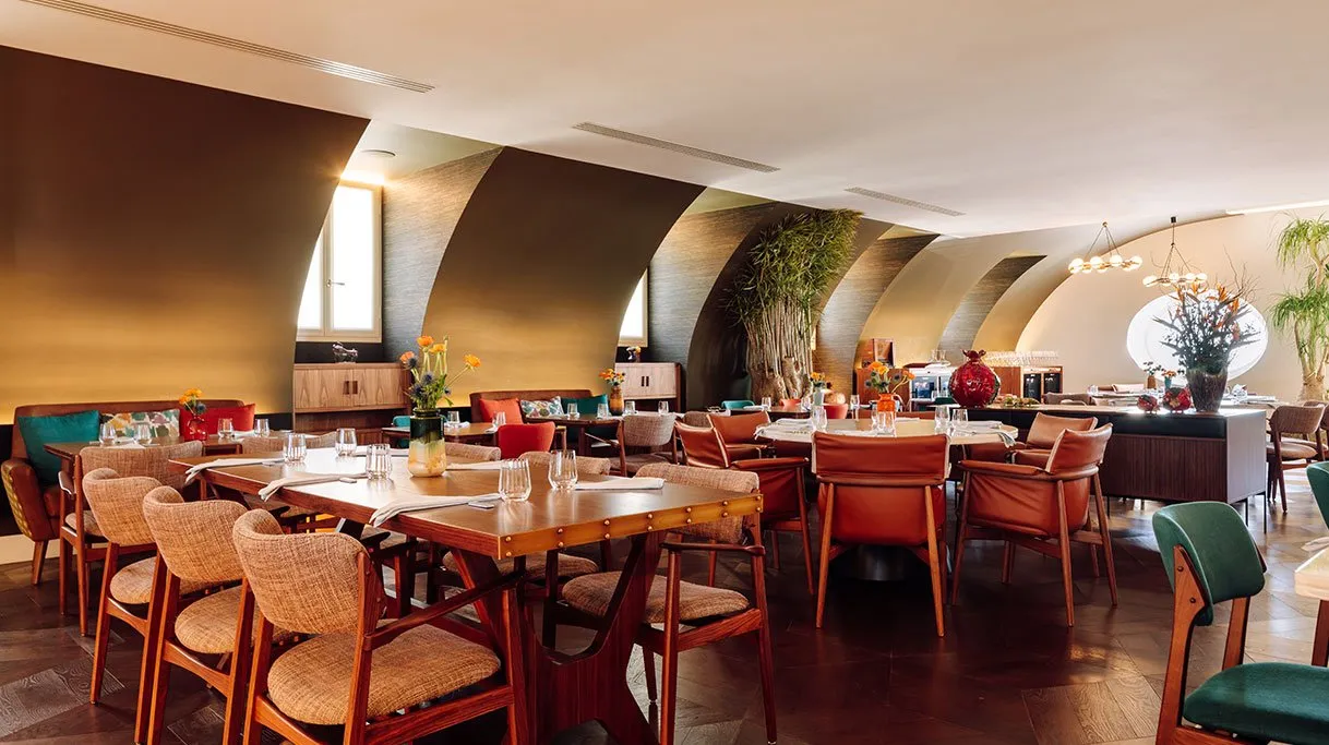 Bairro Alto Hotel: Amenities & Dining