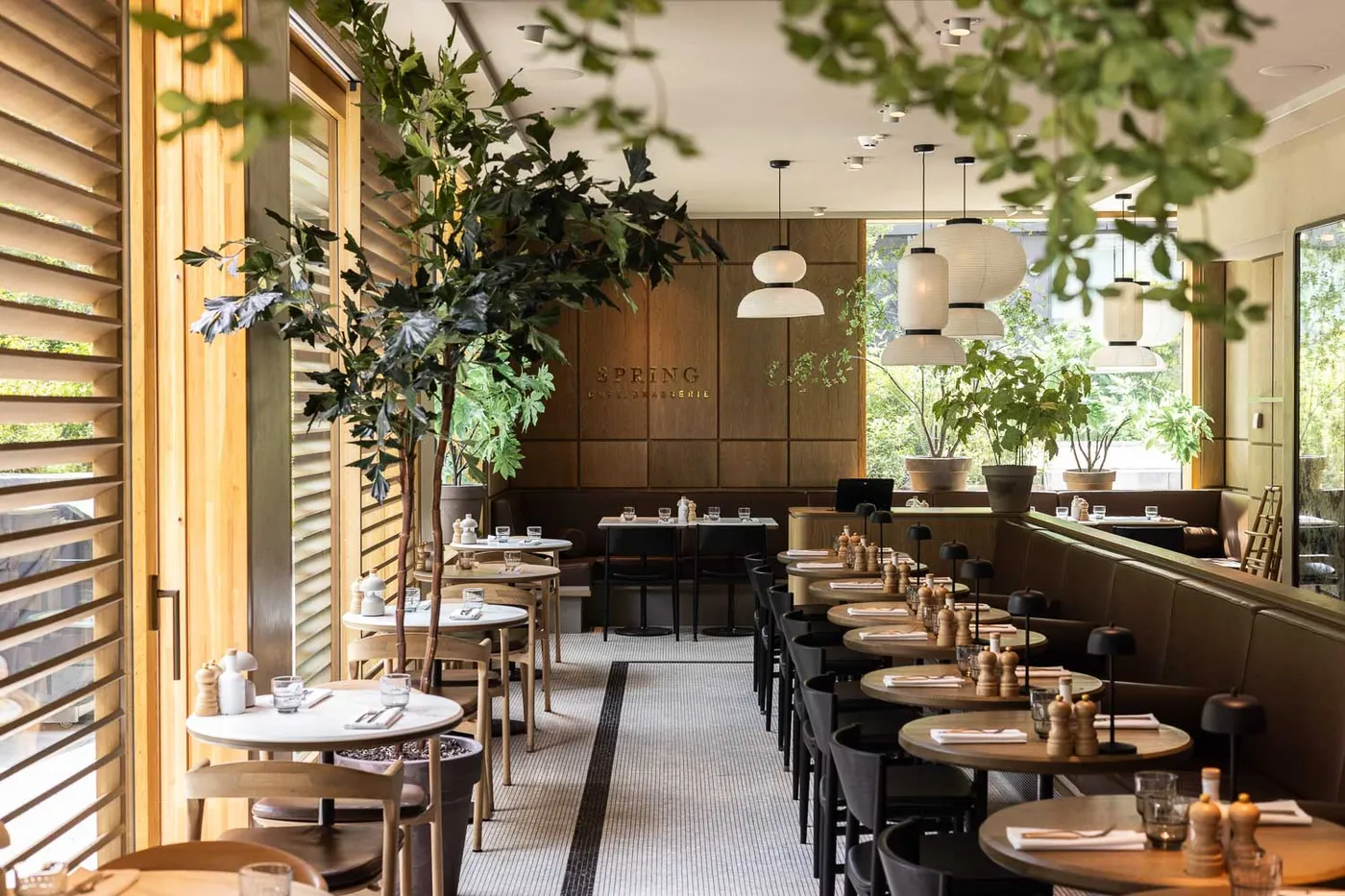Pillows Grand Boutique Hotel Maurits at the Park: amenities and dining