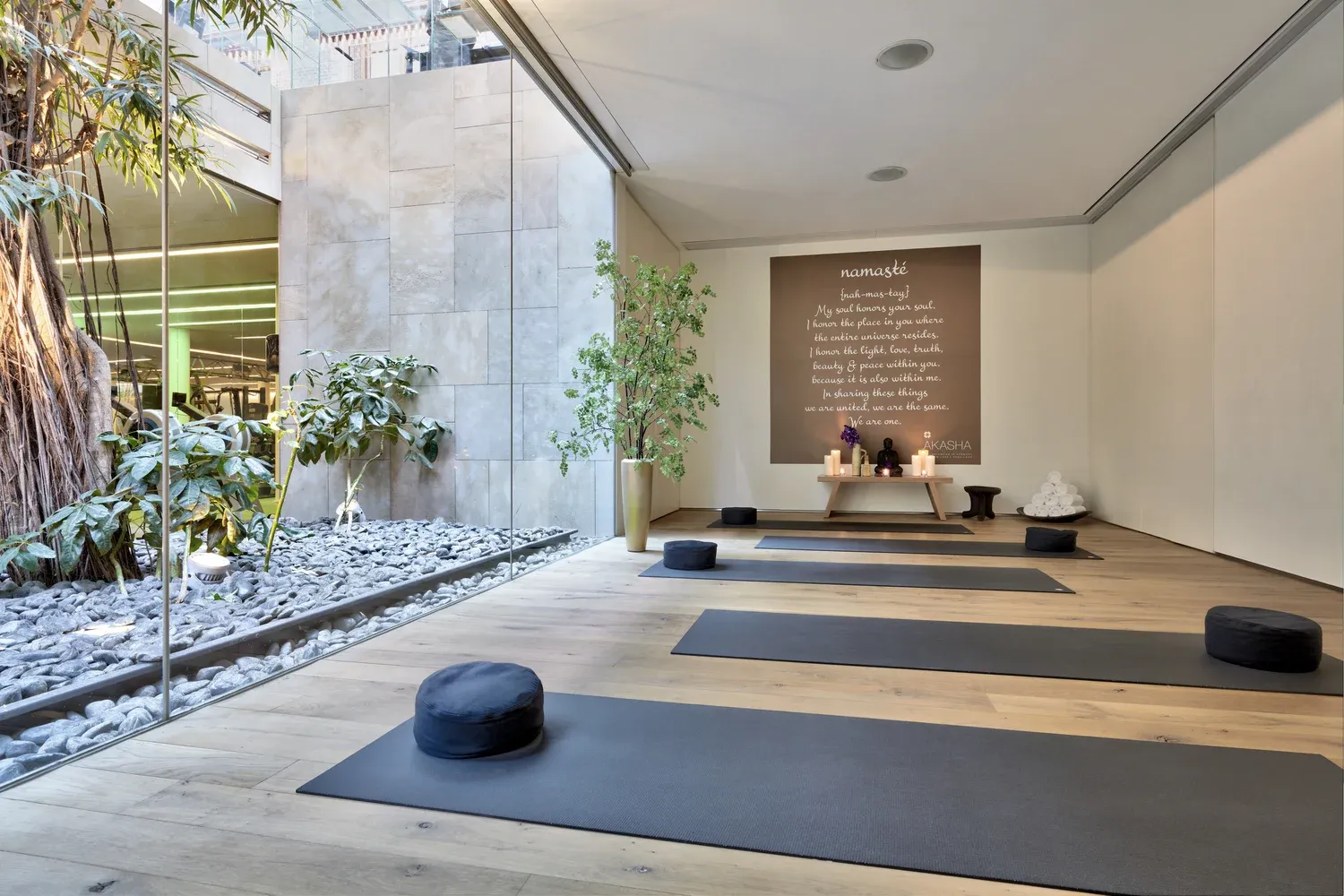 Conservatorium Hotel: Amenities & Dining
