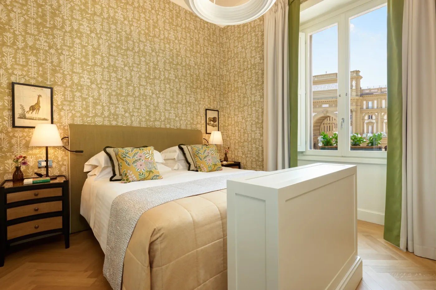 Hotel Savoy: Rooms & Suites