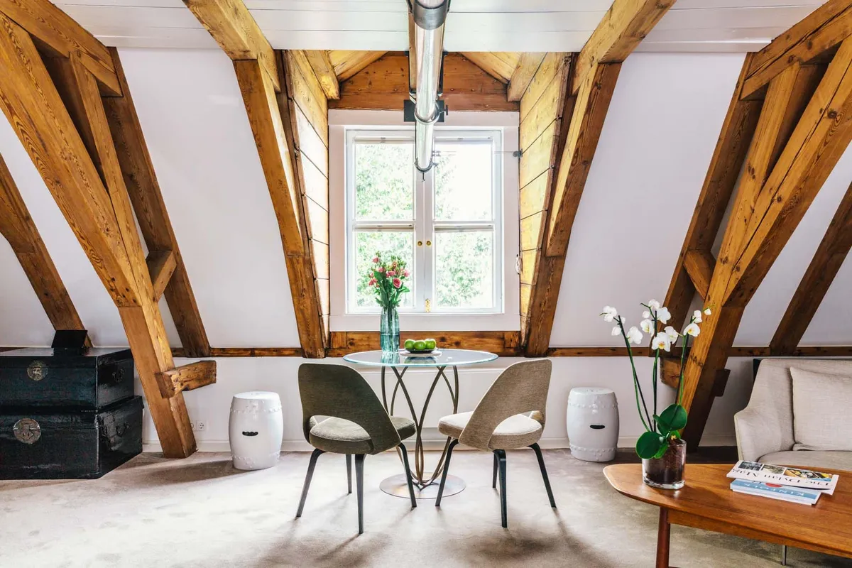 The Dylan: Distinctive Room Concepts
