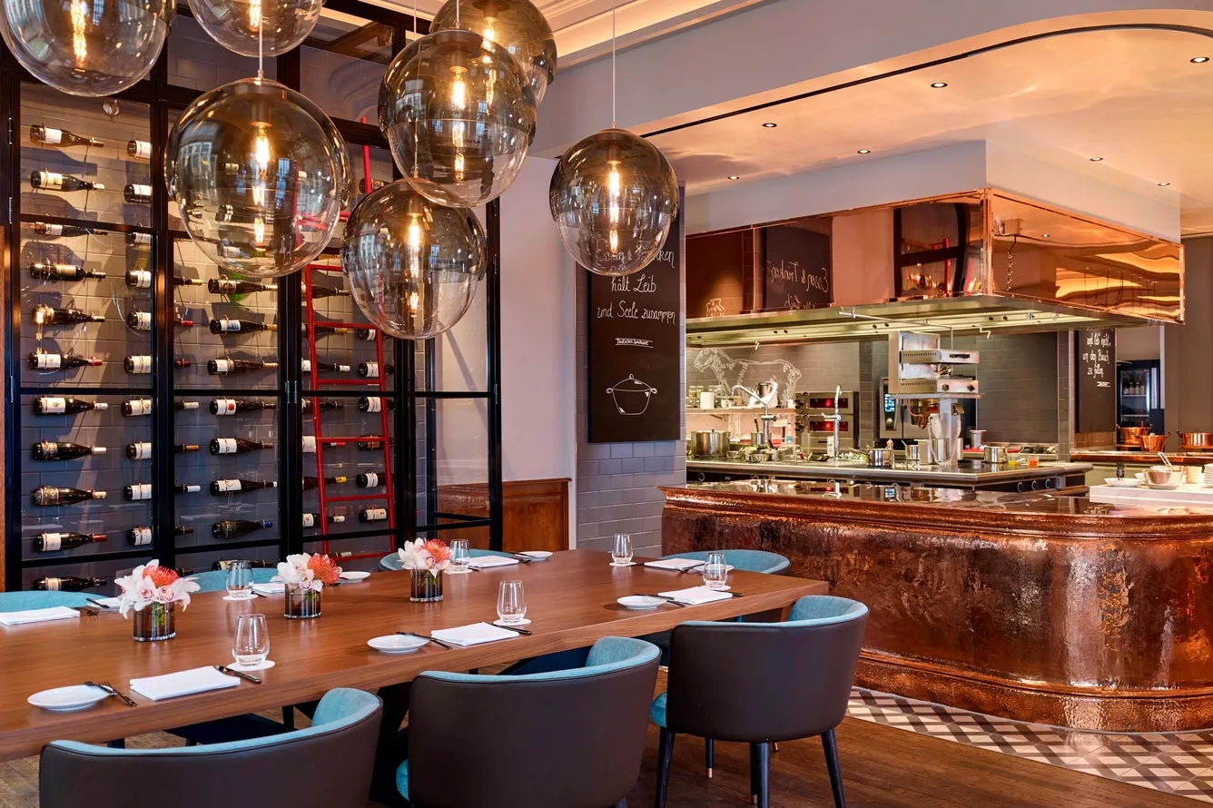 The Ritz-Carlton Berlin: Amenities & Dining