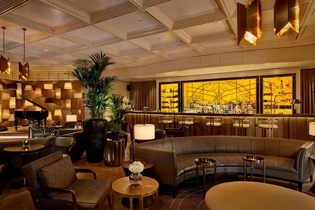 The Ritz-Carlton Berlin: Amenities & Dining