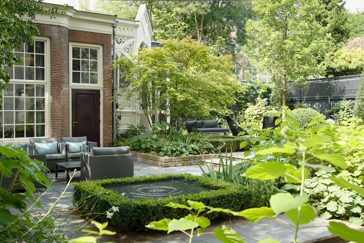 Canal House Amsterdam: Amsterdam’s Largest Private Garden