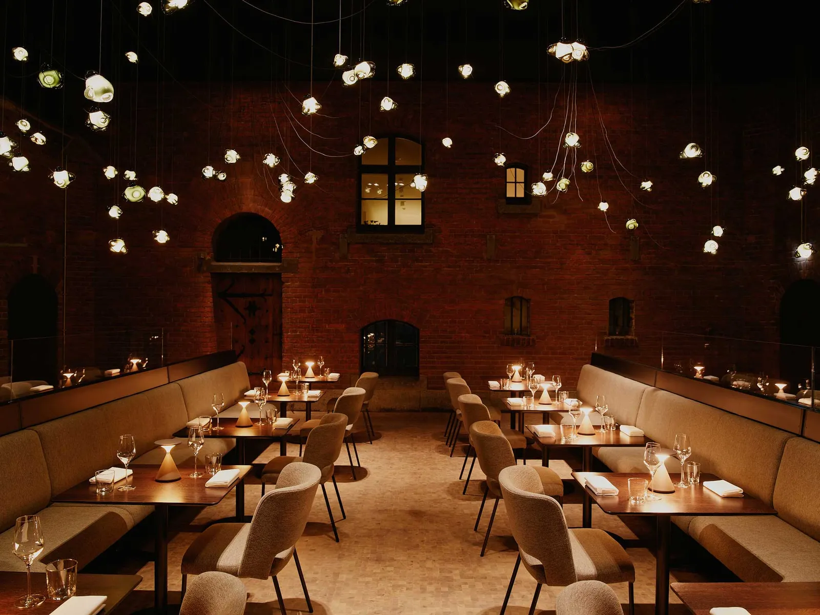 Wilmina Hotel: Amenities & Dining