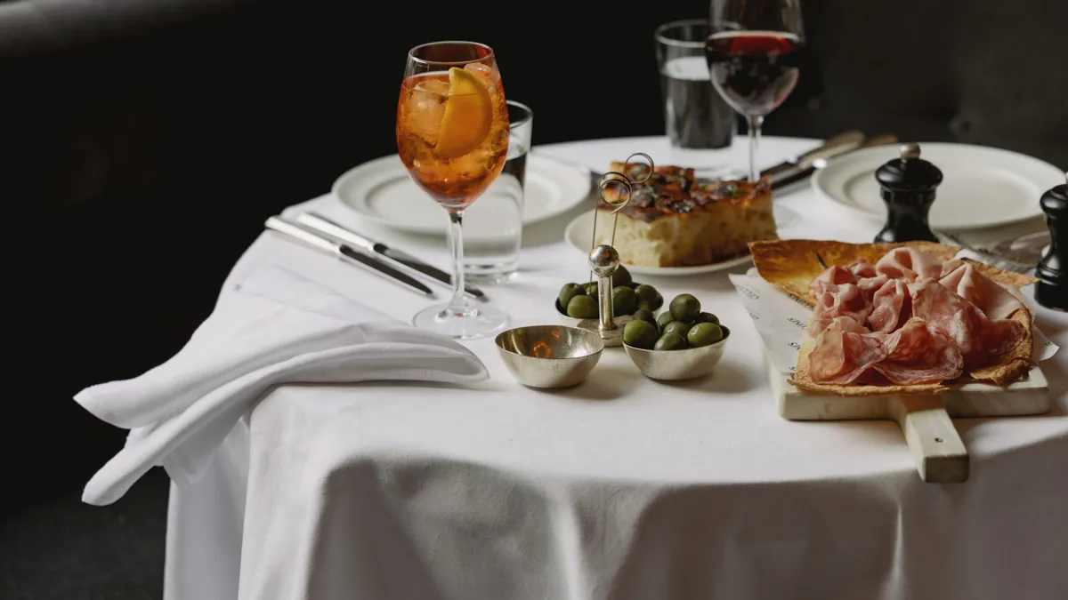 Soho House Amsterdam: Amenities & Dining