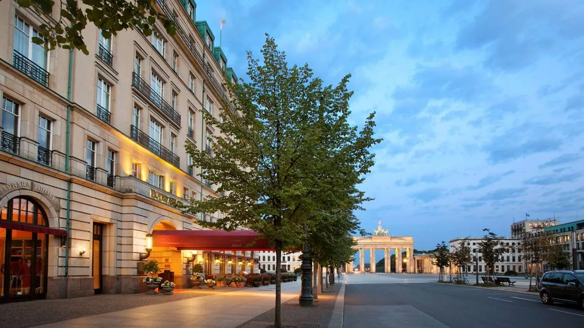 Hotel Adlon Kempinski Berlin: Bespoke Services and Amenities